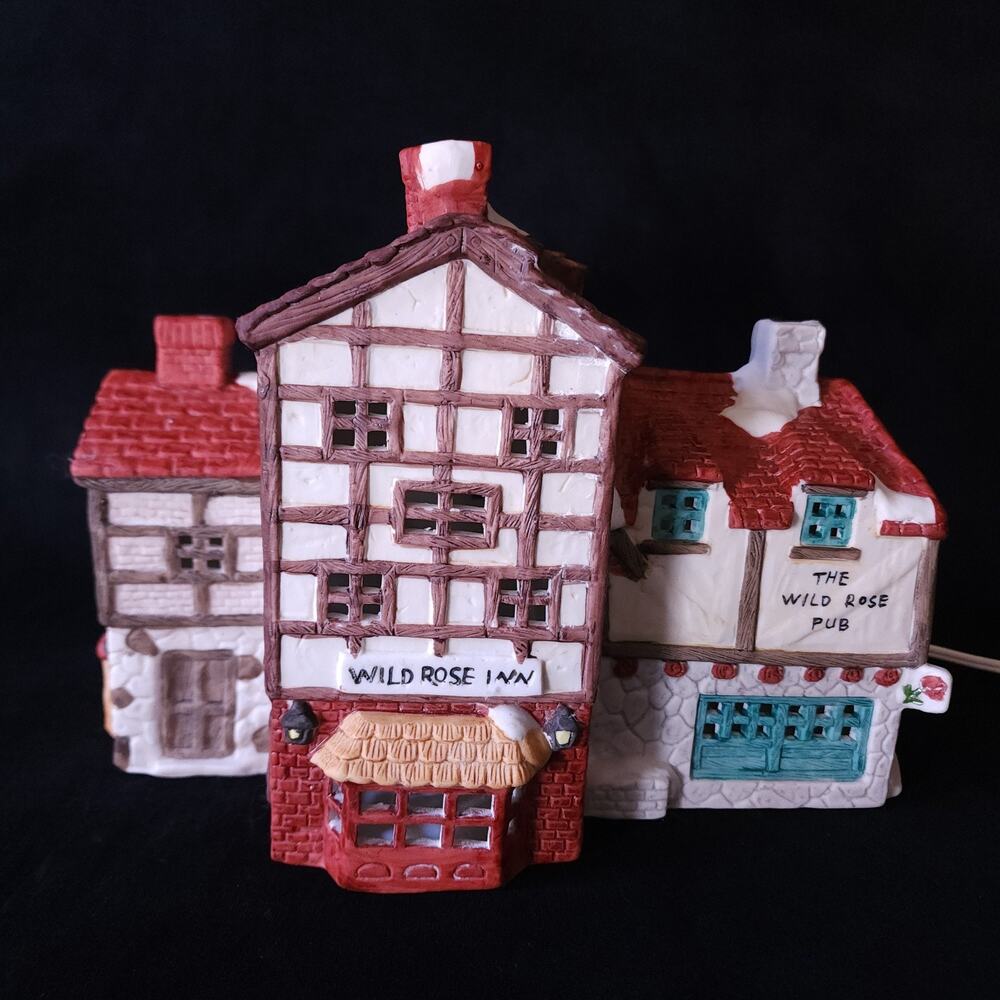 Christmas House Dickens Village Wild Rose Inn Hotel Pub Vintage w/ Light Rare